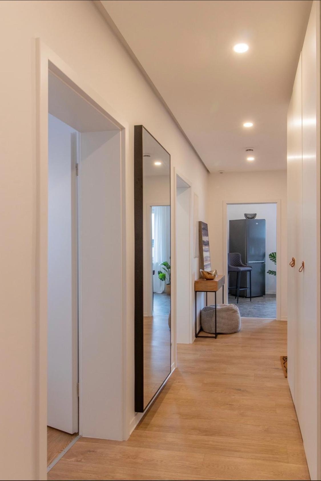 Stilvolles City-Apartment I Netflix I Wlan L Stellplatz I Zentral Schwarzenberg  Exterior photo