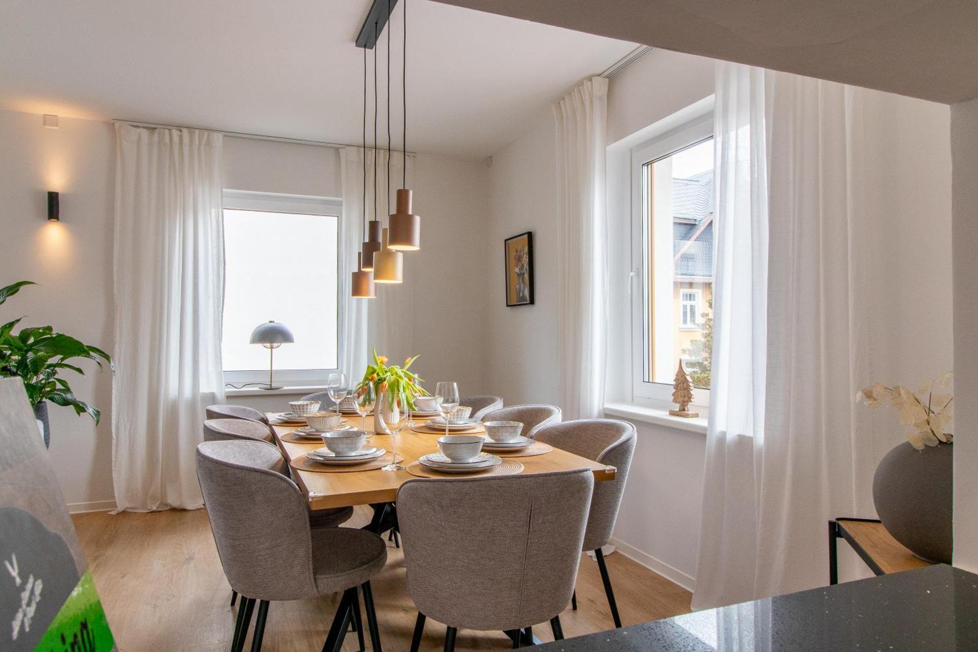Stilvolles City-Apartment I Netflix I Wlan L Stellplatz I Zentral Schwarzenberg  Exterior photo